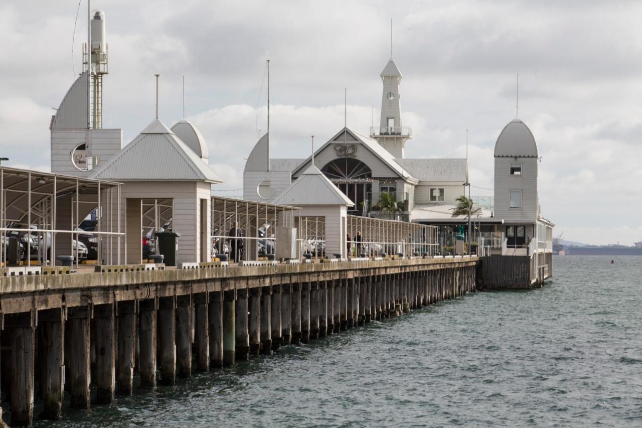 R Hotel Geelong Exterior photo